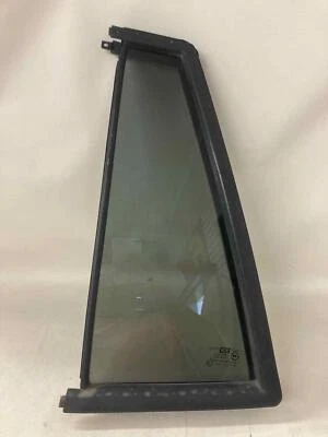 Hyundai Santa Fe 2001 ventilación trasera ventana de vidrio lado del conductor privacidad Foto 1 de 4