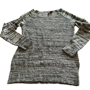 Heart N Crush Black and Gray Knit Tunic Sweater Womans Size Medium - Picture 1 of 8