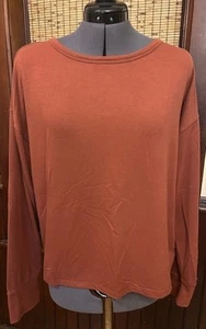 Old Navy Active Women’s Brown Long Sleeve Open Back Activewear Top Medium - Picture 1 of 2