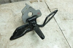 10 Can-Am Spyder Roadster RS S 990 SE5 front right foot rest peg & mount bracket - Picture 1 of 5