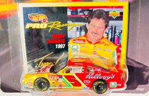 Hot Wheels Terry Labonte #5 Kellogg's Chevrolet Monte Carlo Pro Racing NASCAR - Picture 1 of 2