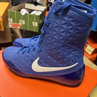 Nuove 839421-401 Nike KO scarpe da boxe uomo taglia 12,5 stivali blu royal combattimento MMA palestra - Immagine 1 di 4