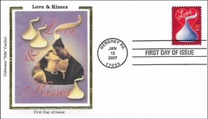 Love & Kisses Red True Love USA Gold Colorano Silk Cachet FDC 2007 - Picture 1 of 1