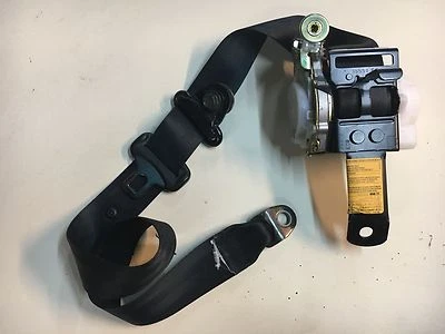 00-01-02-03-04-05 Toyota mr2 Spyder OEM LOCKED SEAT BELT RH needs repair Foto 1 de 4
