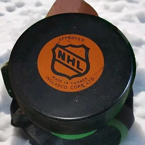EDMONTON OILERS APPROVED NHL SHIELD GAME PUCK VINTAGE MADE IN CANADA 🇨🇦 - Picture 1 of 8