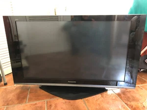 Panasonic Viera TH-42PZ70EA 106,7 cm (42 Zoll) 1080p HD Plasma Fernseher - Bild 1 von 7