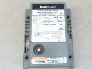 Honeywell S86F Intermittent Pilot Control Non 100% Shutoff Nat. Gas 24V 