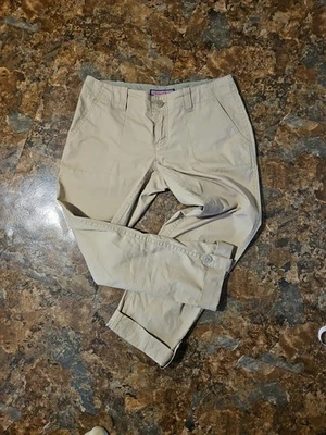 Vineyard Vines Khaki Capri Womens Size 2 Cropped Pants 32x28 (A265) - Image 1 of 4