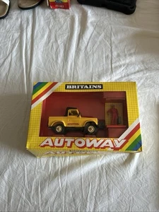 Britains Autoway Land River with worker boxed mint condition 1:32 - Picture 1 of 8