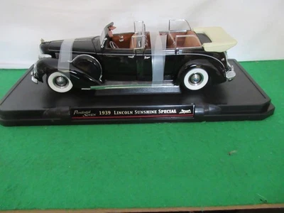 ROAD SIGNATURE PRESIDENTIAL SERIES 1939 LINCOLN SPECIAL SCALE 1:24 No. 24088 - Image 1 of 4