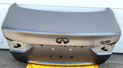 Infiniti Q50 2014-2017 tapa maletero gris KAD Foto 1 de 4
