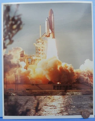 NASA Press PHOTO vtg STS-51c Shuttle DISCOVERY Lifts Off Launch Pad 39a B - Image 1 of 2