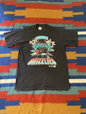 Vintage 90s 1994 NBA Vancouver Grizzlies Memphis Grizzlies T Shirt Large - Image 1 of 4