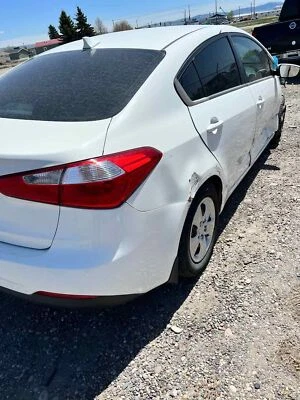 Used Air Cleaner Assembly fits: 2016 Kia Forte 2.0L Canada emissions Grade A — 第 1/4 张图片