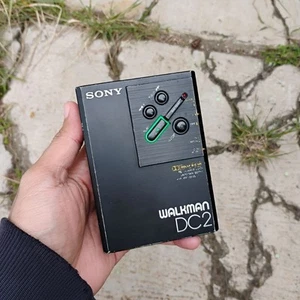 Sony WM-DC2 Walkman Lettore Cassette Ottimo Perfettamente Funzionante - Foto 1 di 10