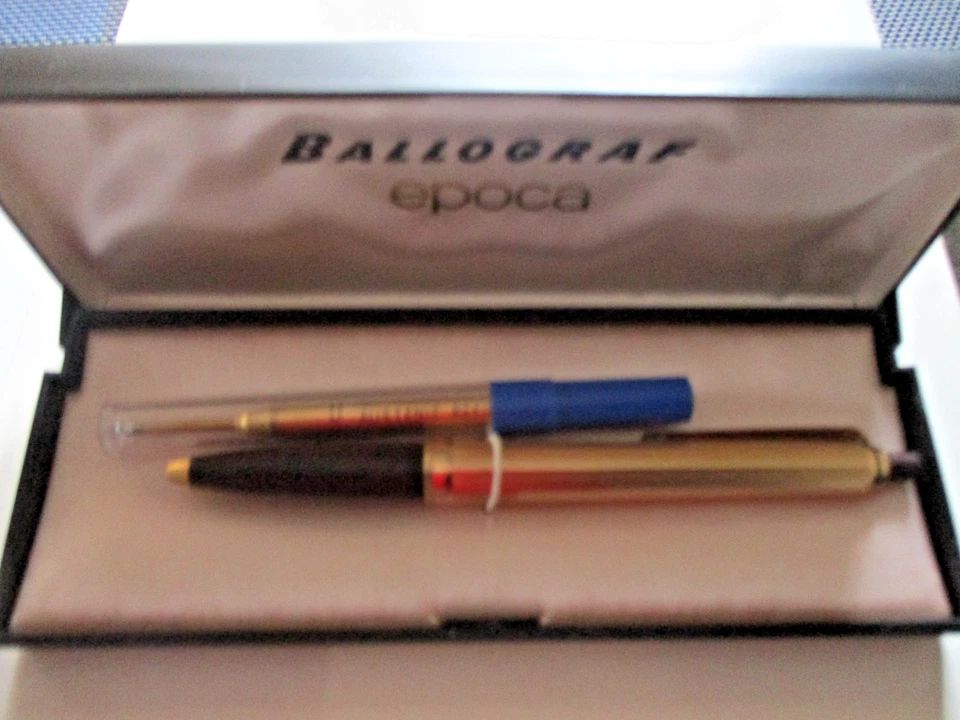 VINTAGE EPOCA BALLOGRAF BALLPOINT PEN IN WOOD AND ROLLED GOLD MADE IN SWEDEN - image 1 of 4