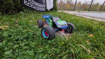 Traxxas E-Revo VXL 2.0 Brushless 1:8, 6S Lipo Akkus   dieser Preis bis Montag - Bild 1 von 4