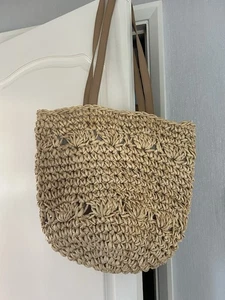 BEIGE STRAW ZIP WOVEN M&S SHOULDER BAG - Picture 1 of 10
