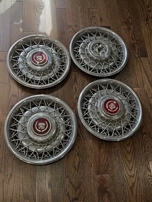 89-92 CADILLAC BROUGHAM TRACCIÓN TRASERA RADIOS CABLE TAPACUBOS JUEGO 4x PCS Foto 1 de 4