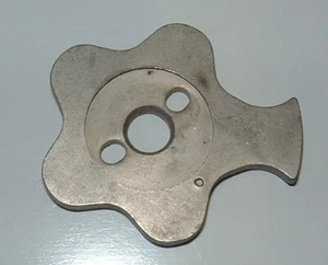 *1EA OEM HONDA PLATE SHIFT DRUM (TRX70 ALL) (ATC70 1985 ONLY) 24411-957-670 - Picture 1 of 3