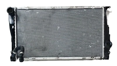 07-13 OEM BMW E82 E90 E92 E84 135 335 AT N54 N55 Motor Radiador Principal Refrigeración Foto 1 de 4