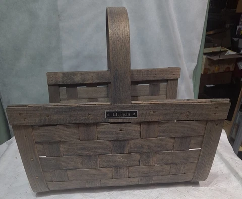 Vintage LL Bean Heavy Duty Oak Splint Wood Carrier Basket EUC Cover