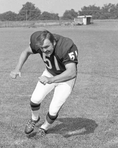 Chicago Bears DICK BUTKUS Glossy 8x10 Photo Football Print Poster HOF 79 - Picture 1 of 1