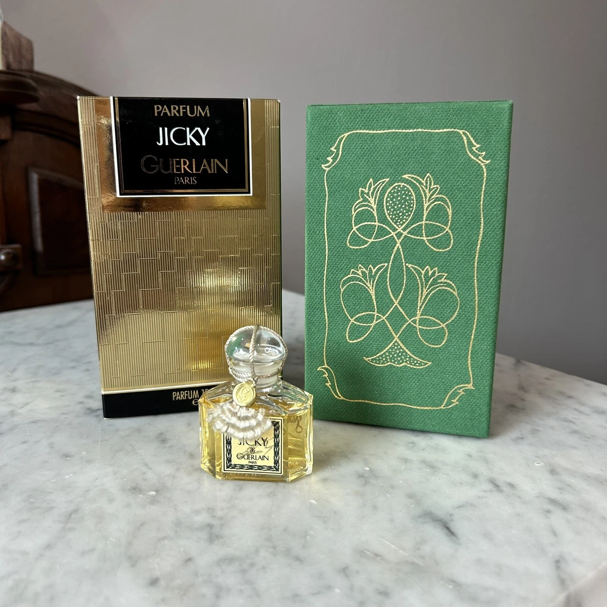 本日限定値下げ！　GUERLAIN　JICKY　パルファン　30ml　フランス製 本日限定値下げ！ GUERLAIN JICKY パルファン 30ml フランス製 香水