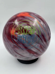 Bola de boliche radical Snap Shot de 15 lb - Imagen 1 de 3