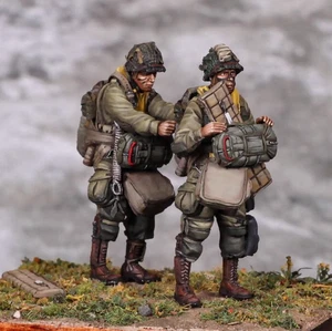 Modellino figure in resina 1:35 kit due soldati noi non assemblato non dipinto - Foto 1 di 3