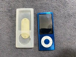 Apple iPod Nano 5th Generation. A1320. 8GB. Blue(PARTS/REPAIRS) - Picture 1 of 6