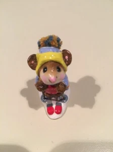 Wee Forest Folk Collectible, Skiier Mouse 1979 Mint, Rare Retired - Picture 1 of 4