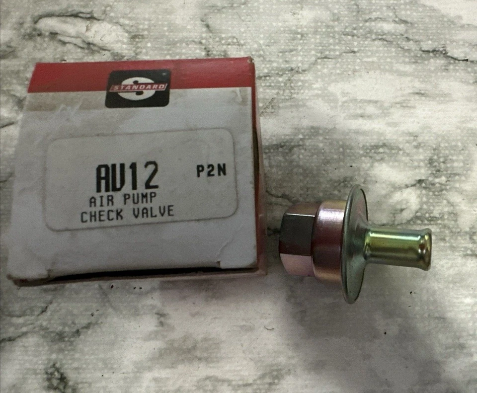 Válvula de retención de filtro de aire Standard Motor Products AV12 FORD MERCURY Foto 1 de 4