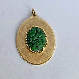Vintage 14K Yellow Gold Carved Jade Pendant Oval Pendant LJ, - Picture 1 of 9
