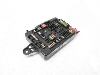 BMW 320I 2013 cabina interior caja de fusibles 61-14-9-261-111 Foto 1 de 4