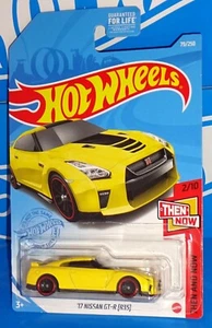 Hot Wheels 2021 Then And Now #79 '17 Nissan GT-R R35 Yellow w/ No Bumper Vent - Picture 1 of 3