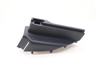 Panel de ajuste de cuarto Lexus NX300 2021 Foto 1 de 4