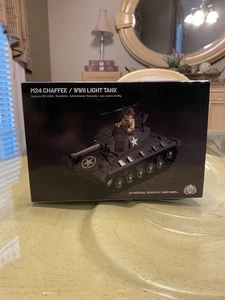 Brickmaina BKM2273 M24 Chaffee WWII American Light Tank - Picture 1 of 9