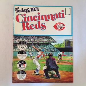 Vintage Dell Sticker Album Today's 1971 Cincinnati Reds MLB Photos Stats Bios - Picture 1 of 6
