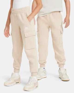 Nike Sportswear Club Fleece Big Kids' Cargo Pants Sanddrift - Sz M - Picture 1 of 6
