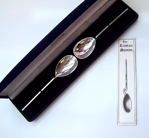1960 & 1971 STERLING SILVER PAIR OF REPLICA ROMAN PERIOD OYSTER CORINIUM SPOONS - Picture 1 of 14