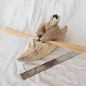 Arviat NUNAVUT CANADA Inuit Hand made Souvenir Kayak Hunter 15 1/2" - Picture 1 of 11