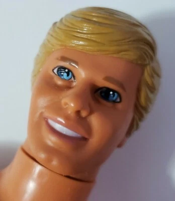 MUÑECA BARBIE KEN DESNUDA SOLO PARA ROBLE O PERSONALIZADA MY FIRST KEN #9940 1989 RUBIA BRONCEADA Foto 1 de 4
