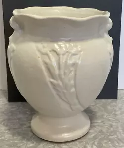 VTG BRUSH MCCOY 740 FLORAL VASE 6 ¾” WHITE ART POTTERY 1930’s FORGET-ME-NOT - Picture 1 of 15