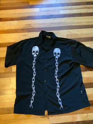 Dragonfly Black Men’s Short Sleeve Halloween Embroidered Shirt 2xl - Image 1 of 3