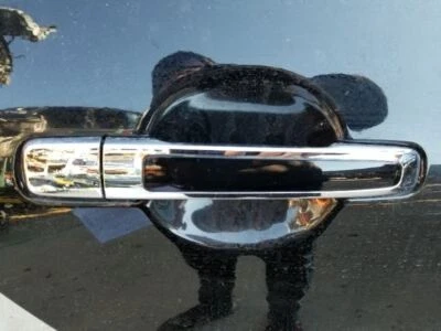 Manija de puerta de pasajero trasera negra KH3 06-10 Infiniti M35 M45 OEM 826469Y000 Foto 1 de 4