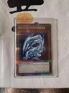 Yu-Gi-Oh! TCG 2022 Blue-Eyes White Dragon AC02-JP000 Animation Chronicle Card - Picture 1 of 2