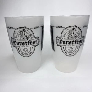 WURSTFEST PLASTIK BIERKRÜGE DEUTSCHES FESTIVAL NEU BRAUNFELS, TEXAS - 2er SET - Bild 1 von 8