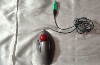 Logitech TrackMan Marble Mouse T-BC21 USB Wired Gray Red Ball Ergonomic USB - Image 1 of 4