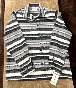 Alfred Dunner Woman's Size 8 Top Shirt Tunic Black White Long Sleeve Button Down - Picture 1 of 11